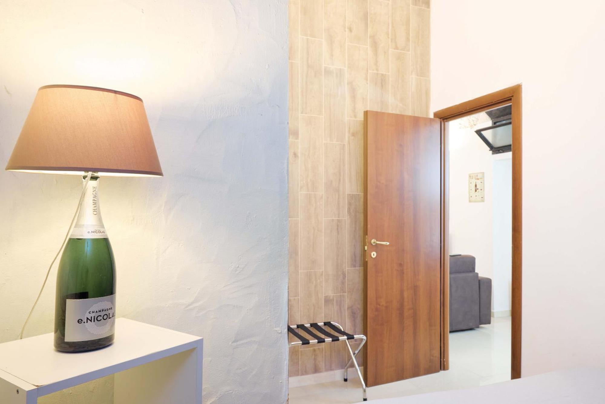La Cantinetta Di Milano - The Wine Cave In Milan, Huge 110Sqm Apartment Next To Central Station Ngoại thất bức ảnh