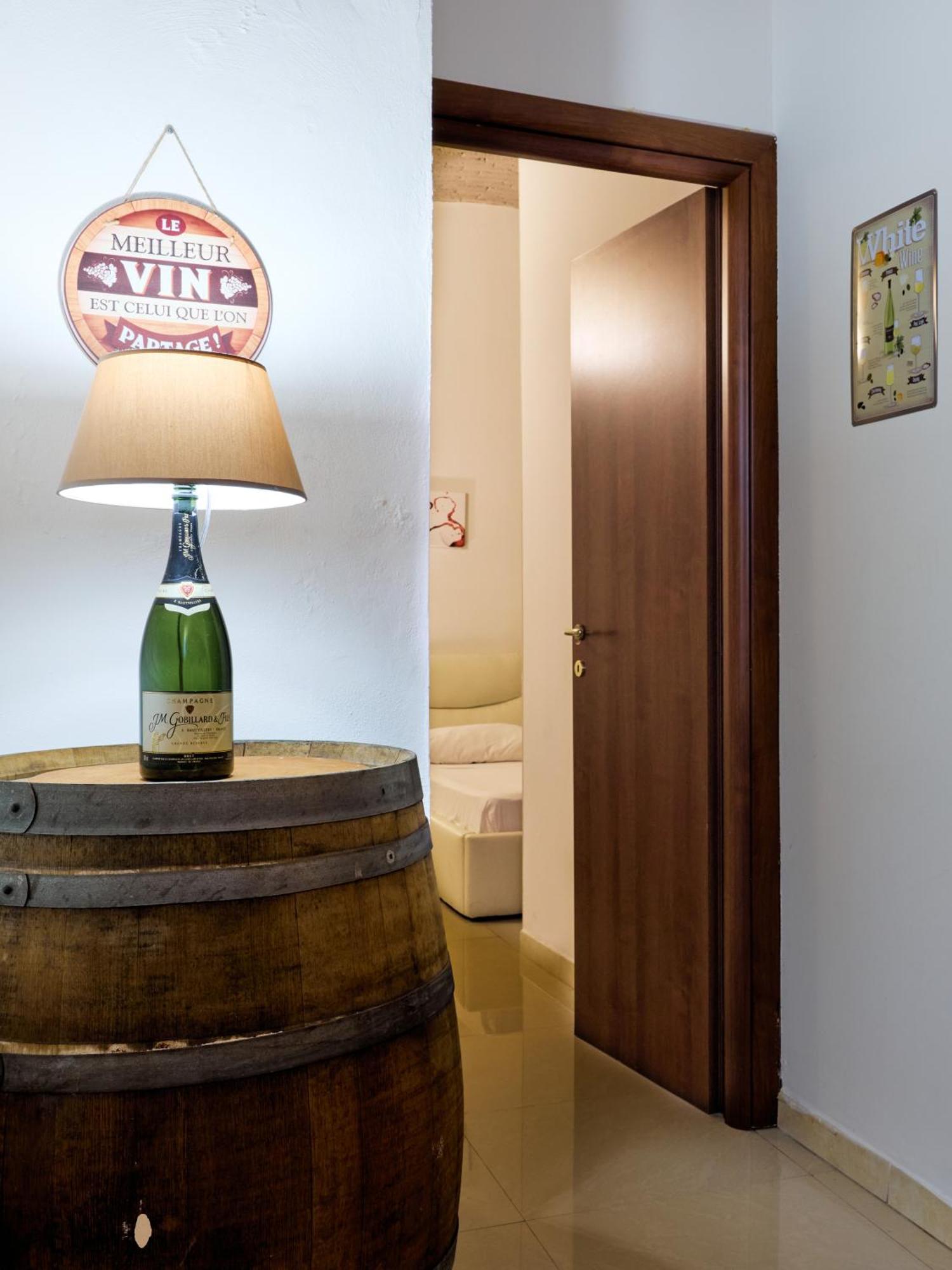 La Cantinetta Di Milano - The Wine Cave In Milan, Huge 110Sqm Apartment Next To Central Station Ngoại thất bức ảnh
