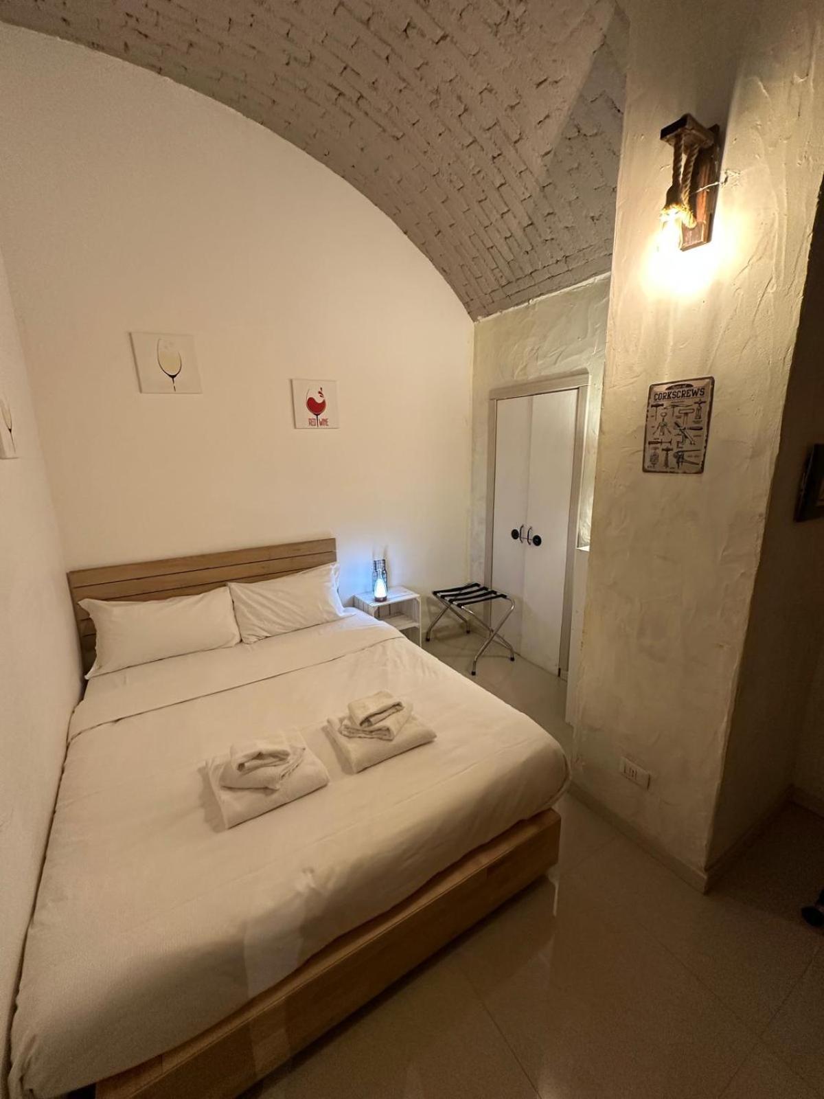 La Cantinetta Di Milano - The Wine Cave In Milan, Huge 110Sqm Apartment Next To Central Station Ngoại thất bức ảnh